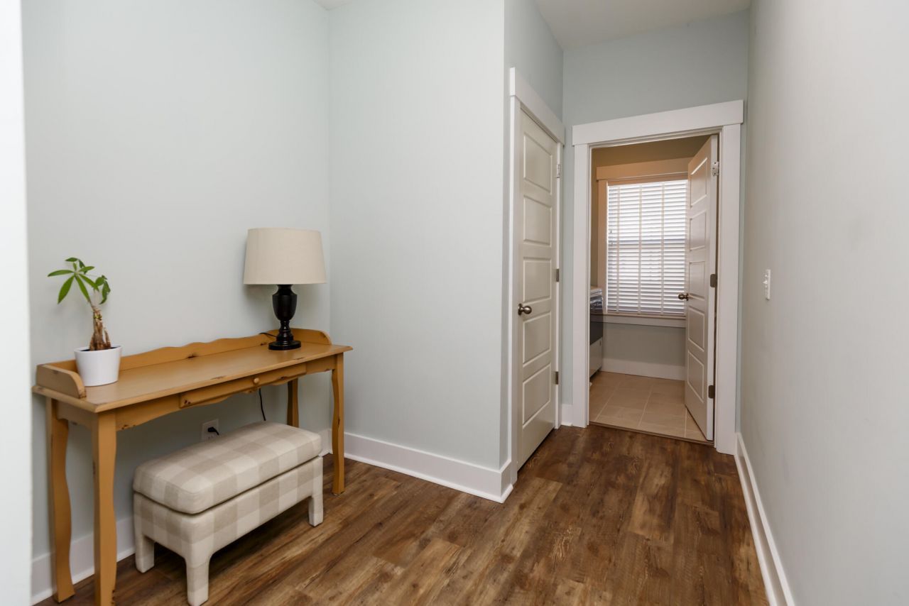 2449 Giles Lane Photo 22