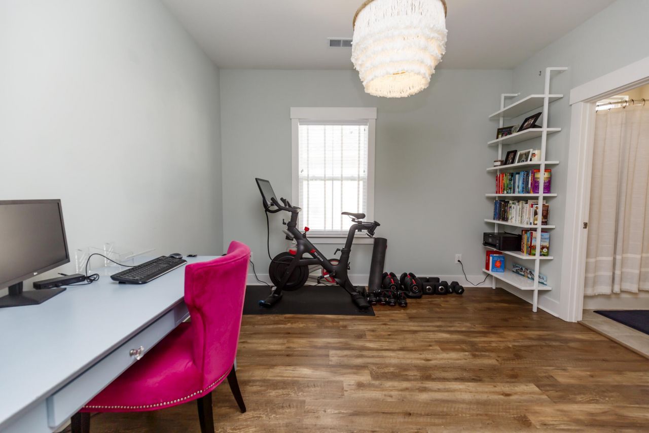 2449 Giles Lane Photo 31