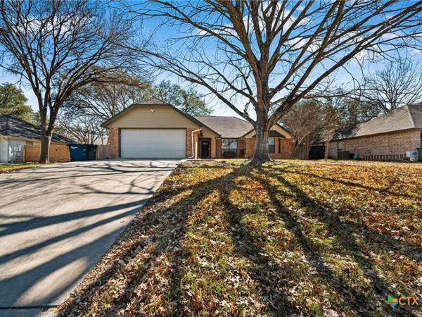 1911 Palace Drive, New Braunfels, TX 78130
