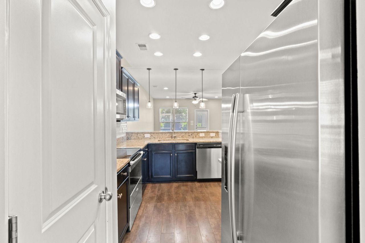 261 Castle Dr.  Photo 10