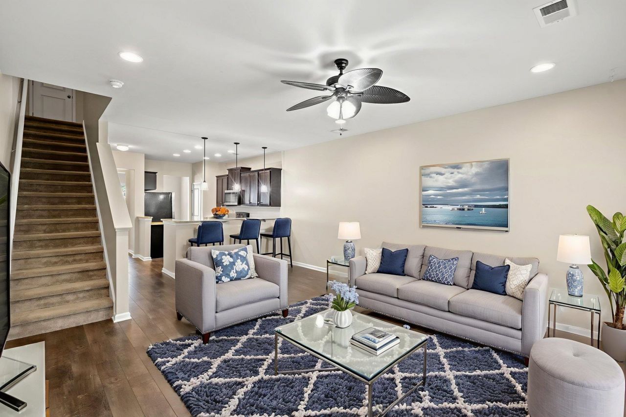 261 Castle Dr.  Photo 11