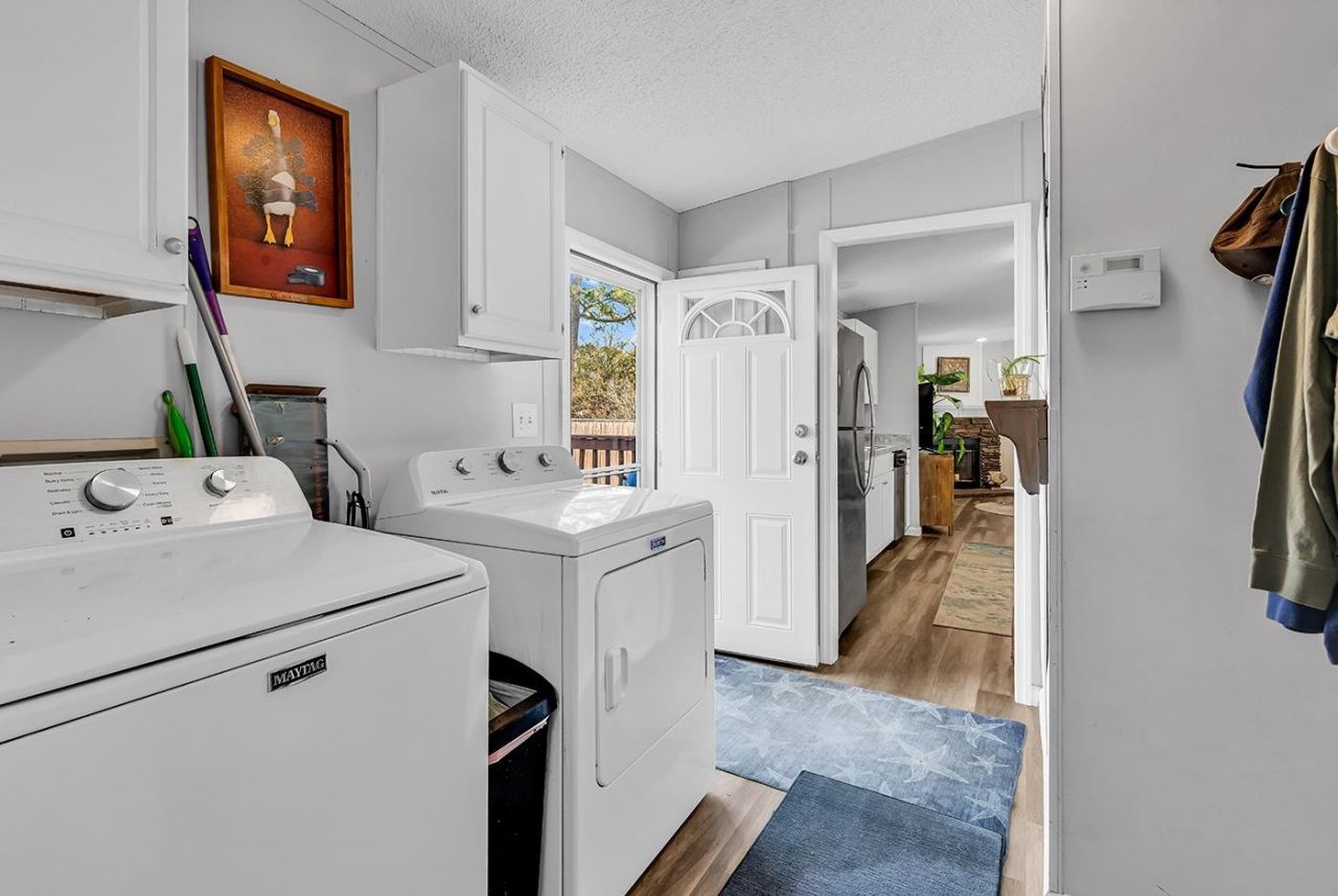 3246 Red Bird Ln. Photo 17