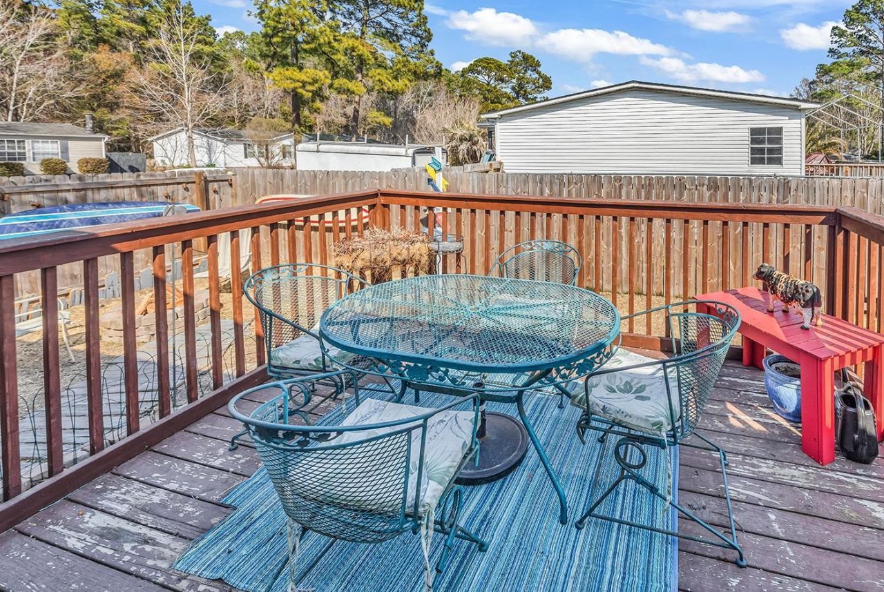 3246 Red Bird Ln. Photo 34