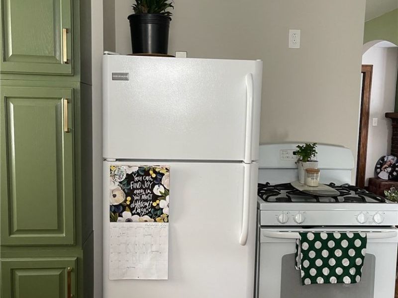 154 Bellfield Avenue, Elyria, OH 44035 Photo 13