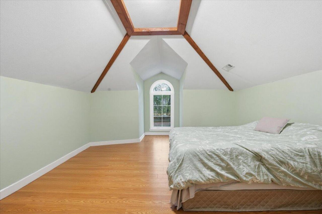 513 Wagon Branch Loop Photo 26