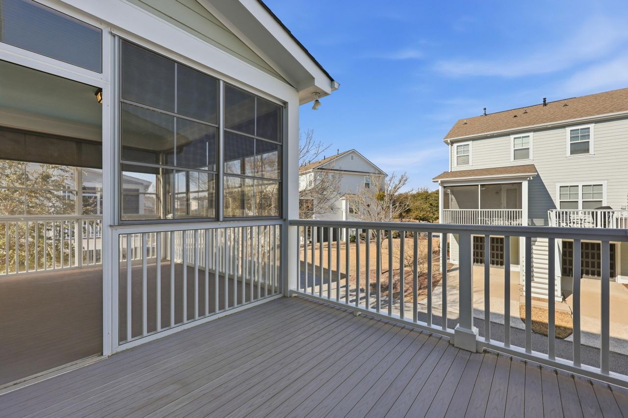 1621 Prince Edward Street Photo 31