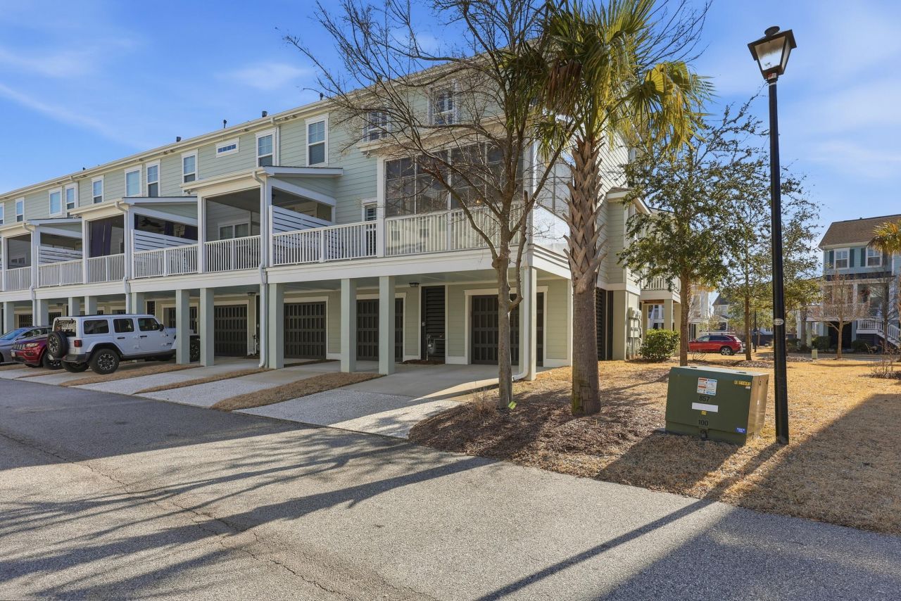 1621 Prince Edward Street Photo 33