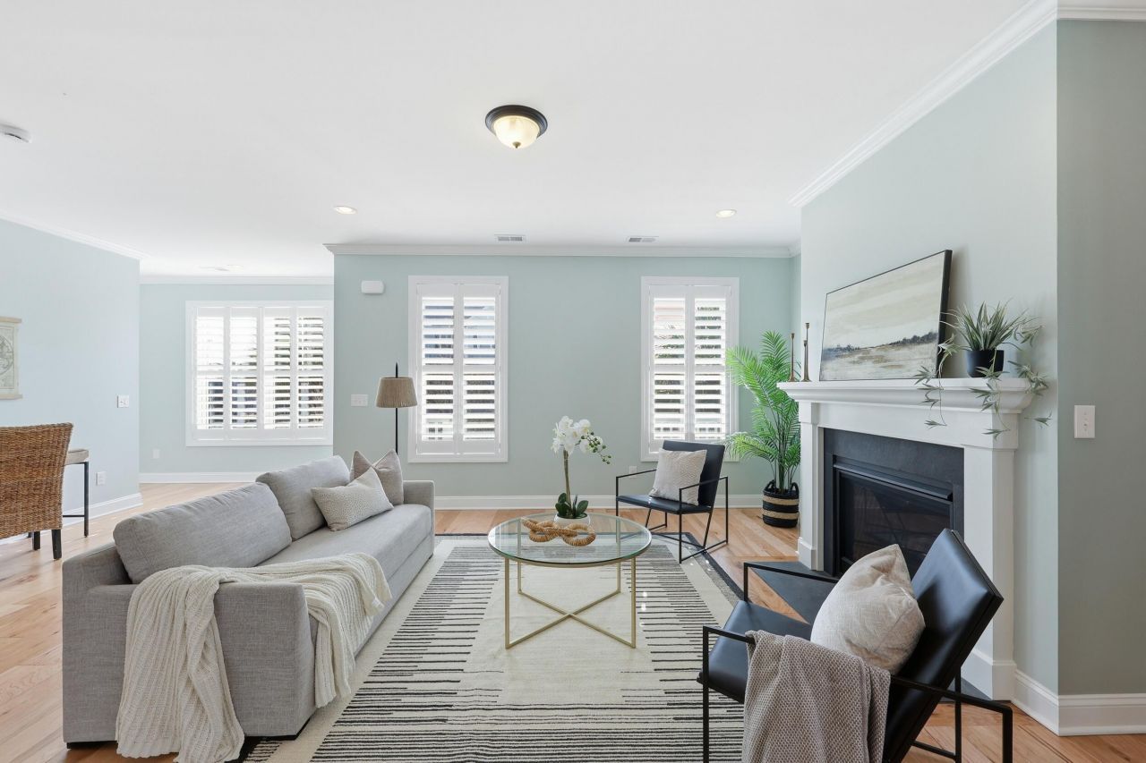 1621 Prince Edward Street Photo 8