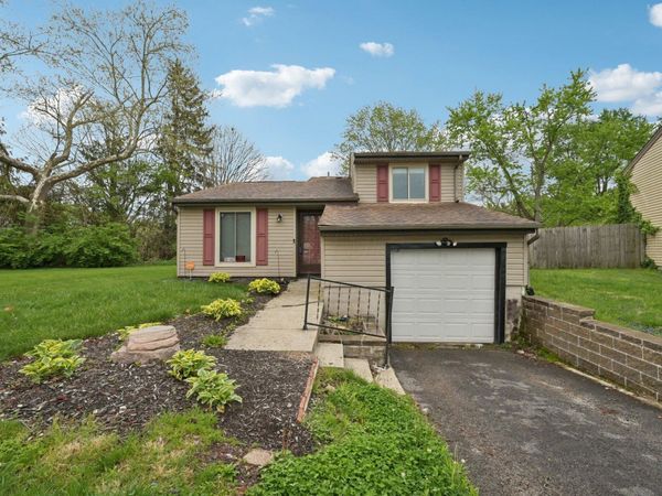 6726 Deepwood Court, Reynoldsburg, OH 43068