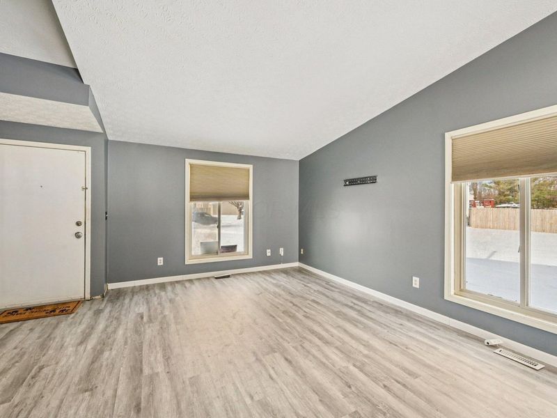 6726 Deepwood Court, Reynoldsburg, OH 43068 Photo 6