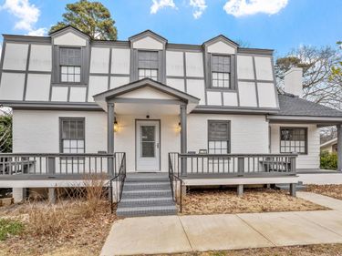 305 E Millbrook Road, Raleigh, NC 27609