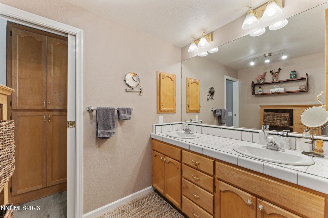 1406 Topaz Lane, Gardnerville, NV 89460 Photo