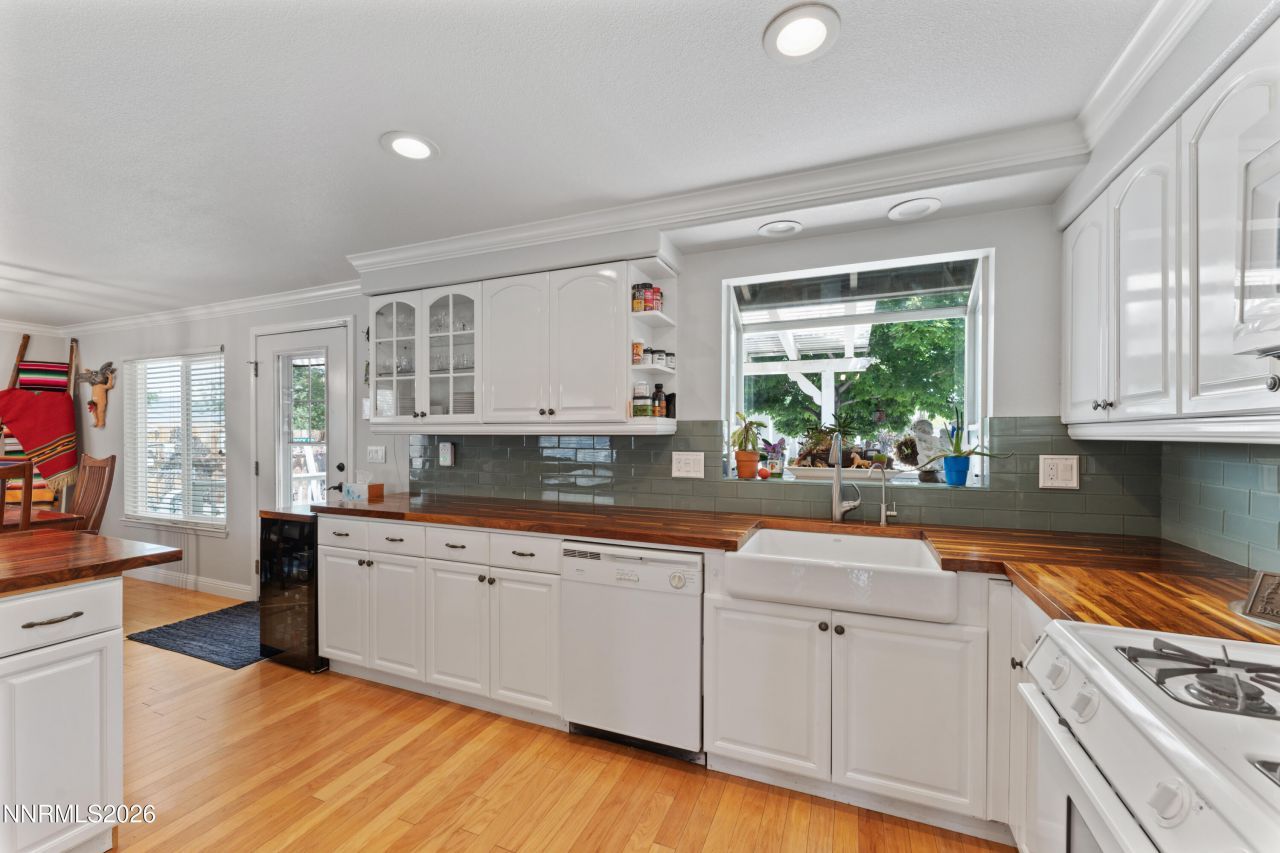 1406 Topaz Lane, Gardnerville, NV 89460 Photo