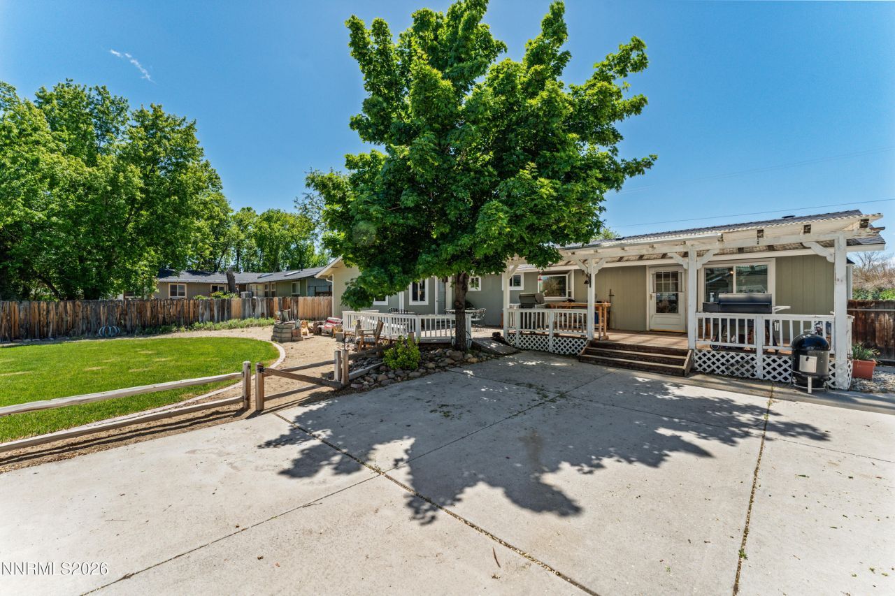 1406 Topaz Lane, Gardnerville, NV 89460 Photo