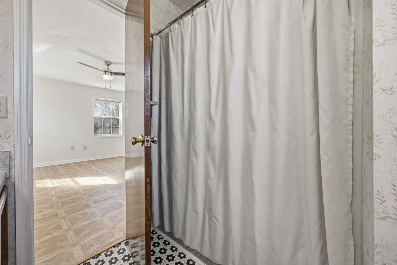 1145 Forest Dr. Photo 17