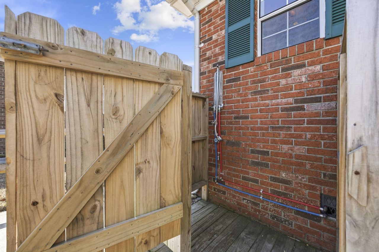 1145 Forest Dr. Photo 25