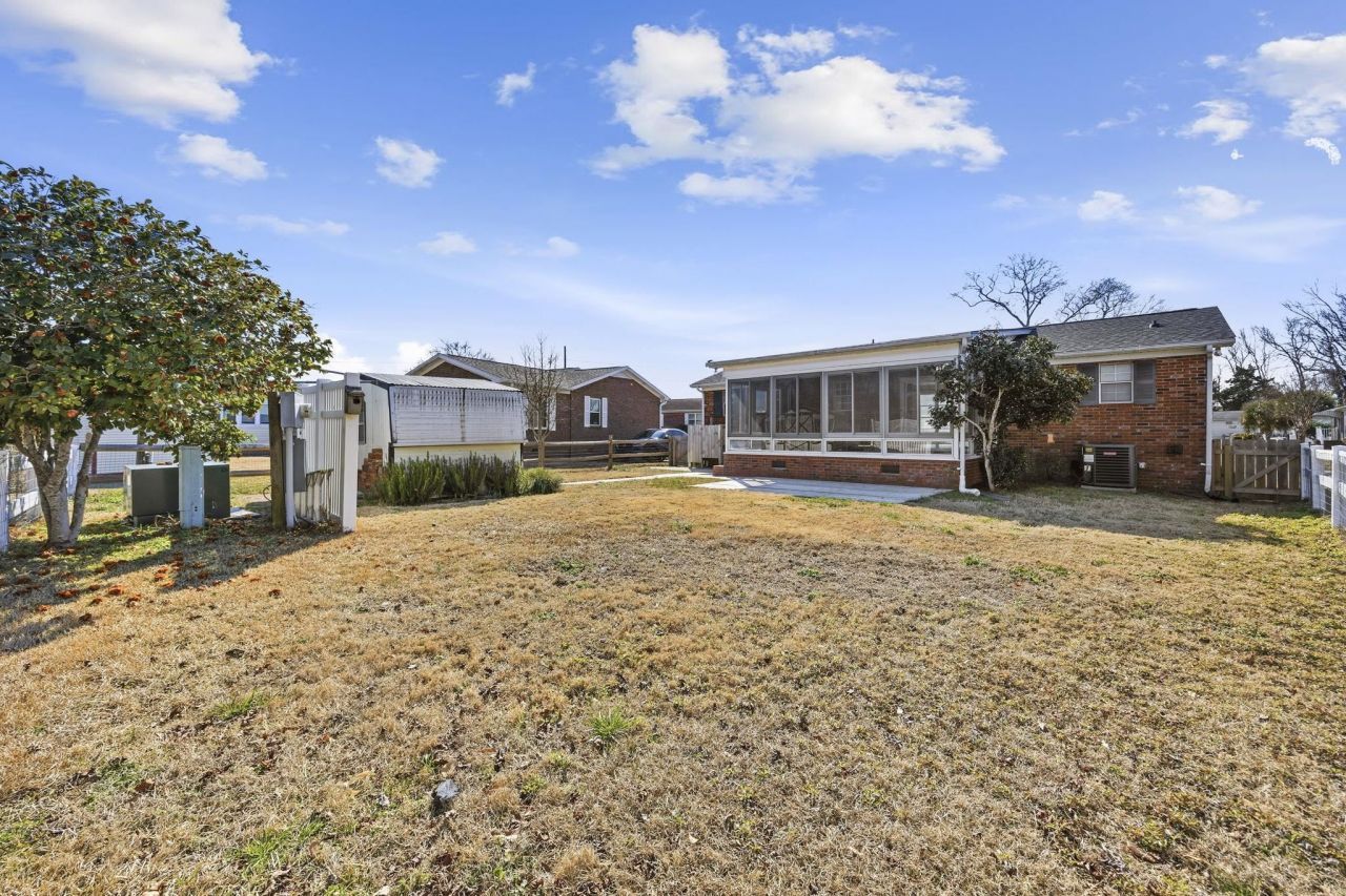 1145 Forest Dr. Photo 28