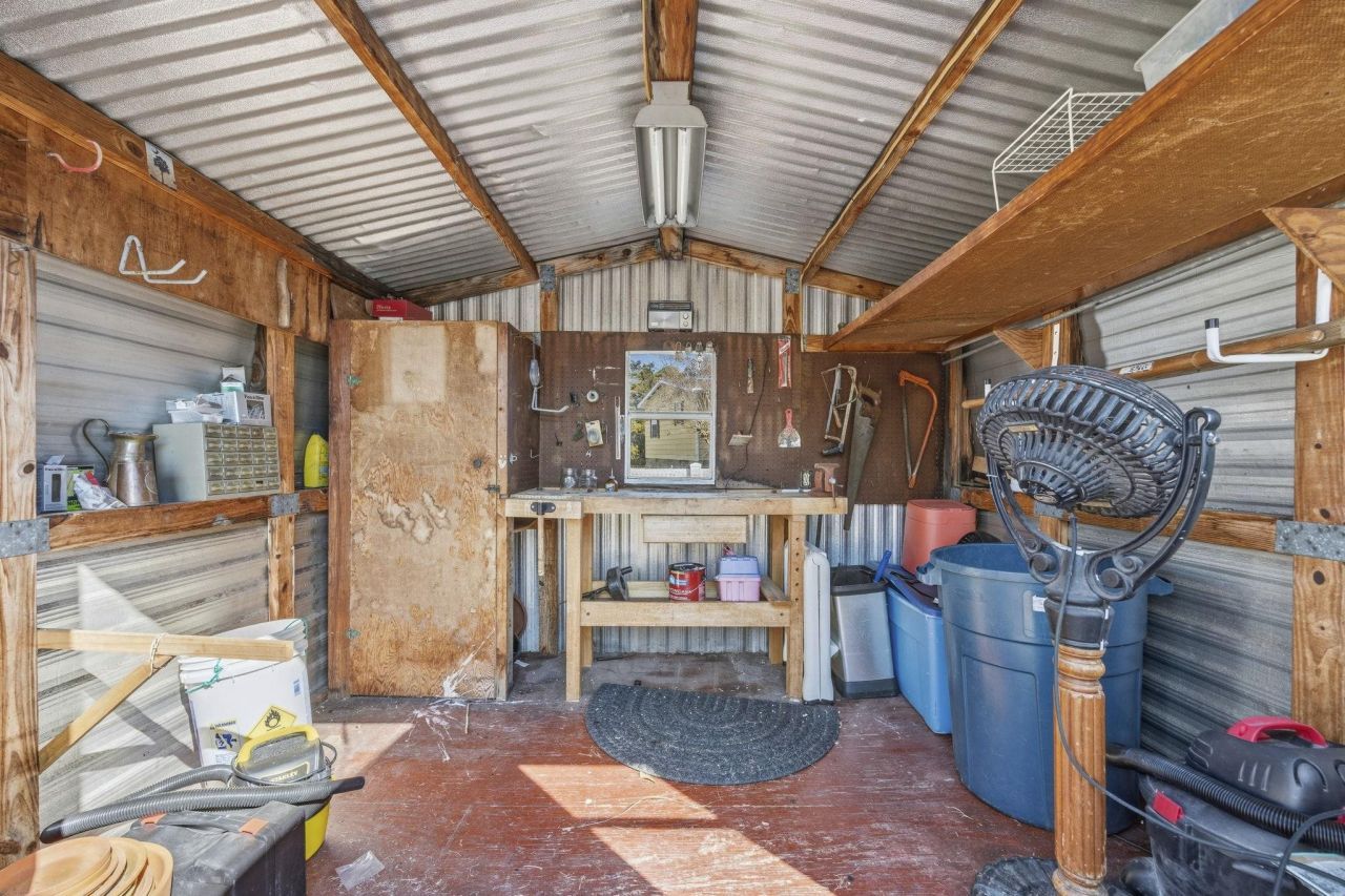 1145 Forest Dr. Photo 29