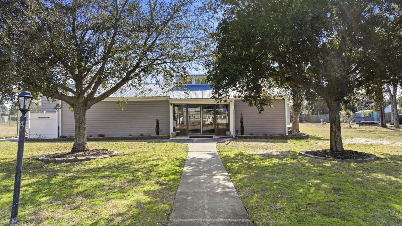 1145 Forest Dr. Photo 30