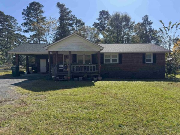 302 W 1st Ave. N, Pamplico, SC 29583