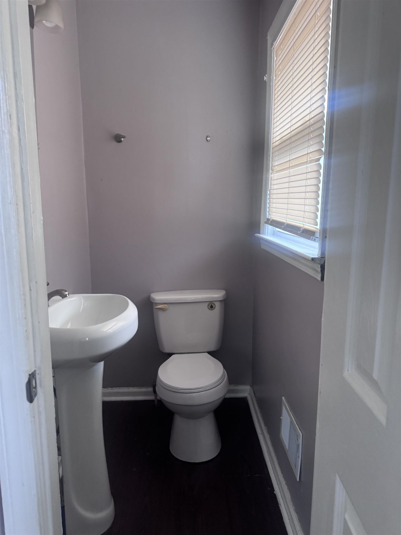 302 W 1st Ave. N Photo 4