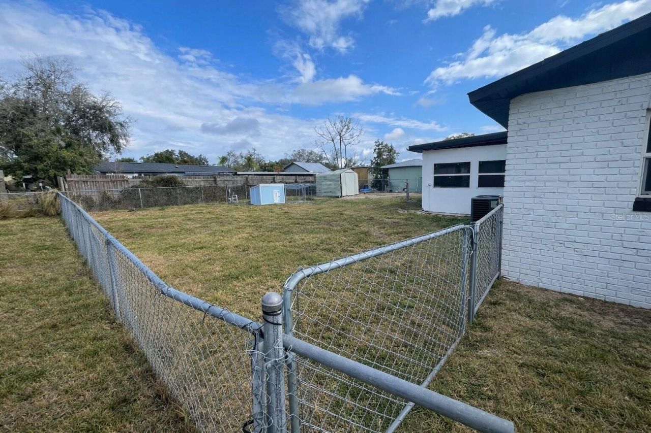 8005 N 13th Street, Tampa, FL 33604 Photo