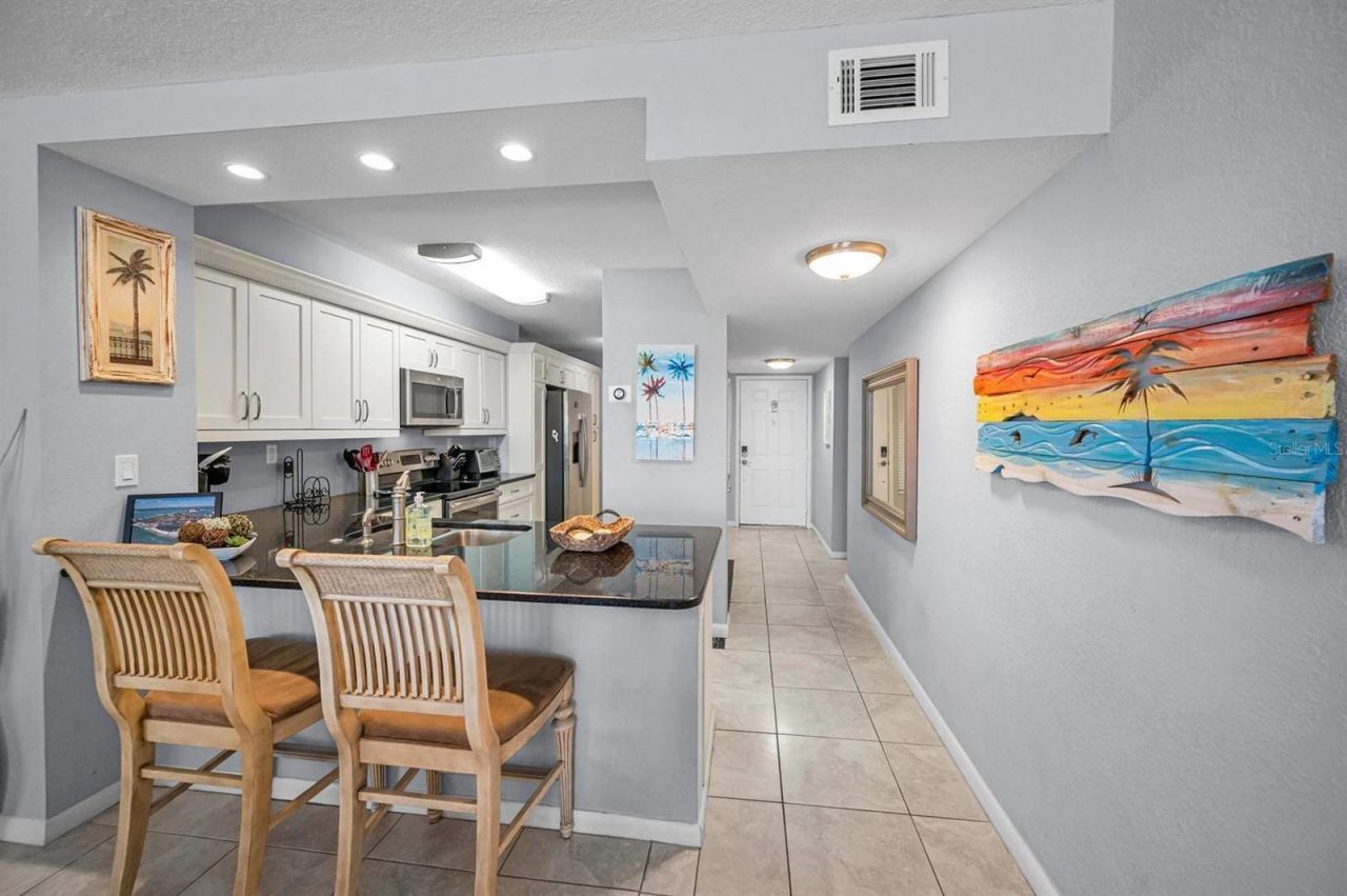 5901 Bahia Del Mar Circle, Unit 223, Saint Petersburg, FL 33715 Photo