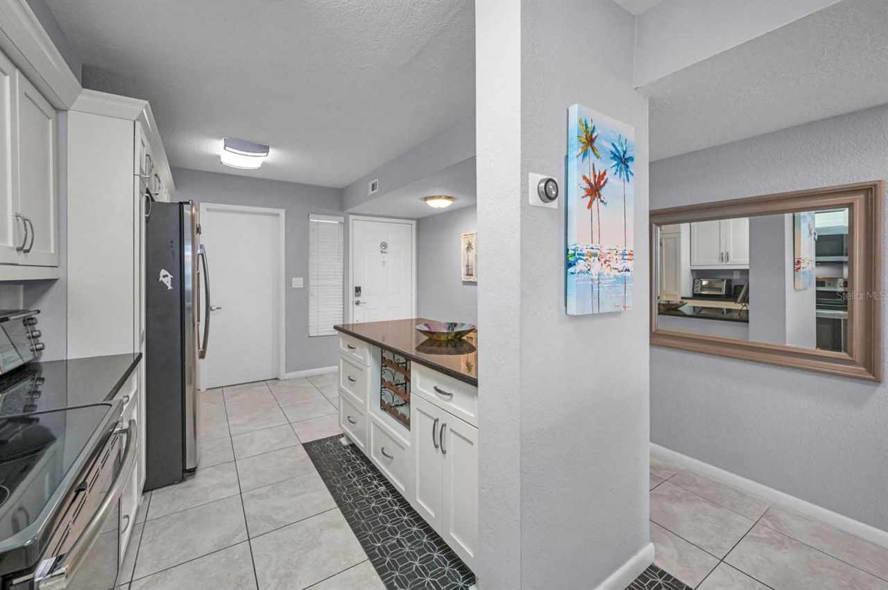 5901 Bahia Del Mar Circle, Unit 223, Saint Petersburg, FL 33715 Photo