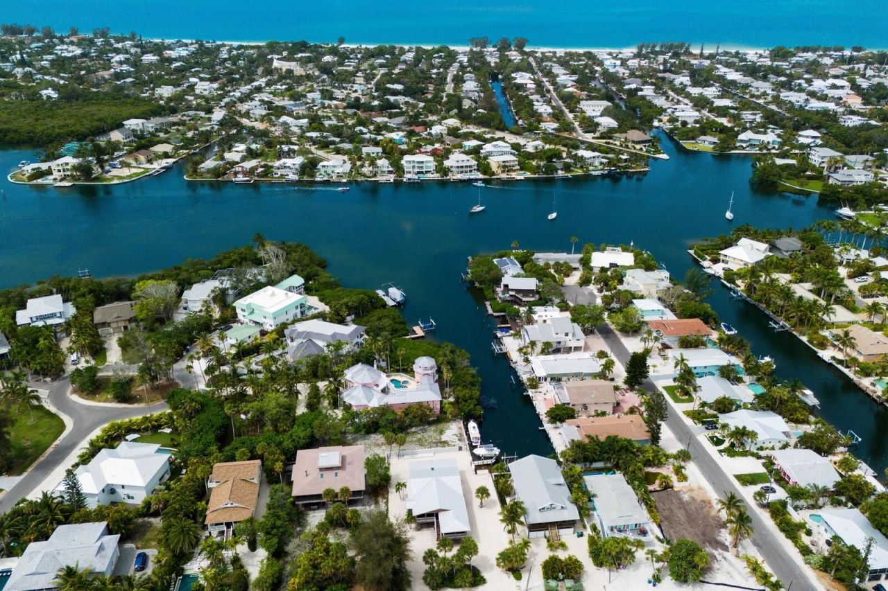 807 S Bay Boulevard, Anna Maria, FL 34216 Photo