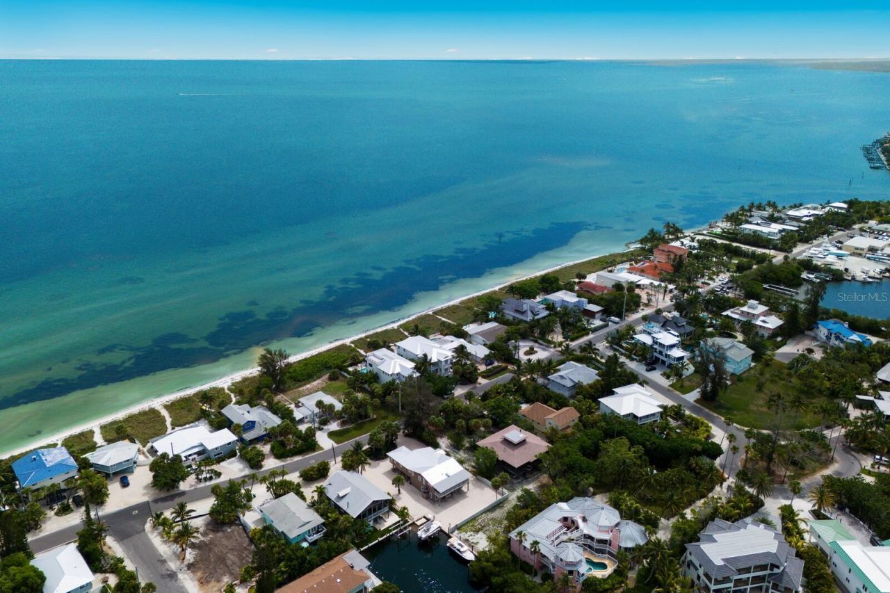 807 S Bay Boulevard, Anna Maria, FL 34216 Photo