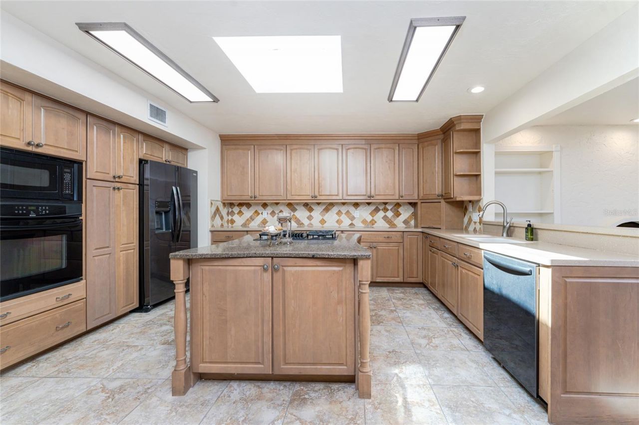 25188 Marion Avenue, Unit 21, Punta Gorda, FL 33950 Photo