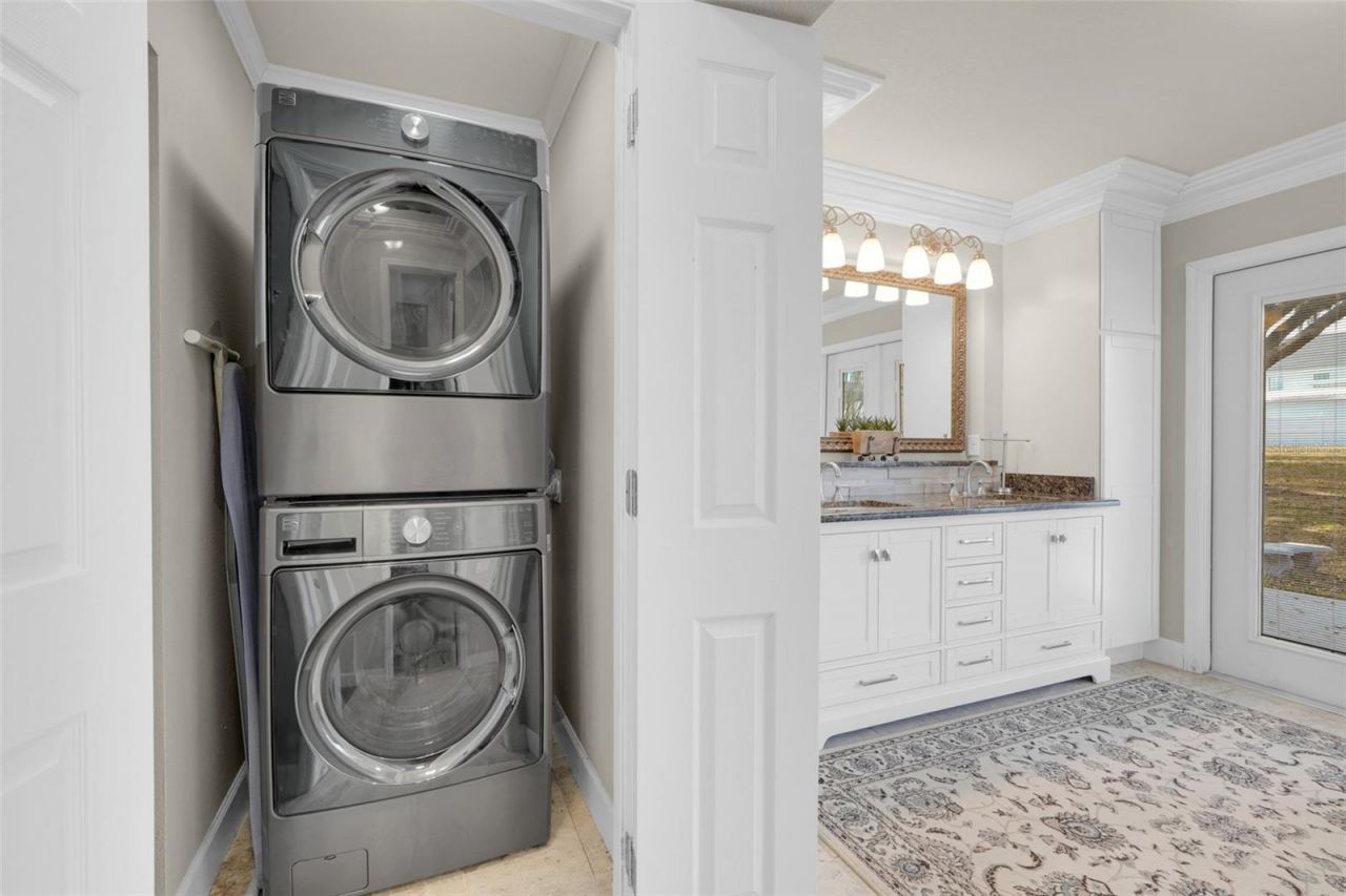 3111 Lakeshore Drive, Mount Dora, FL 32757 Photo