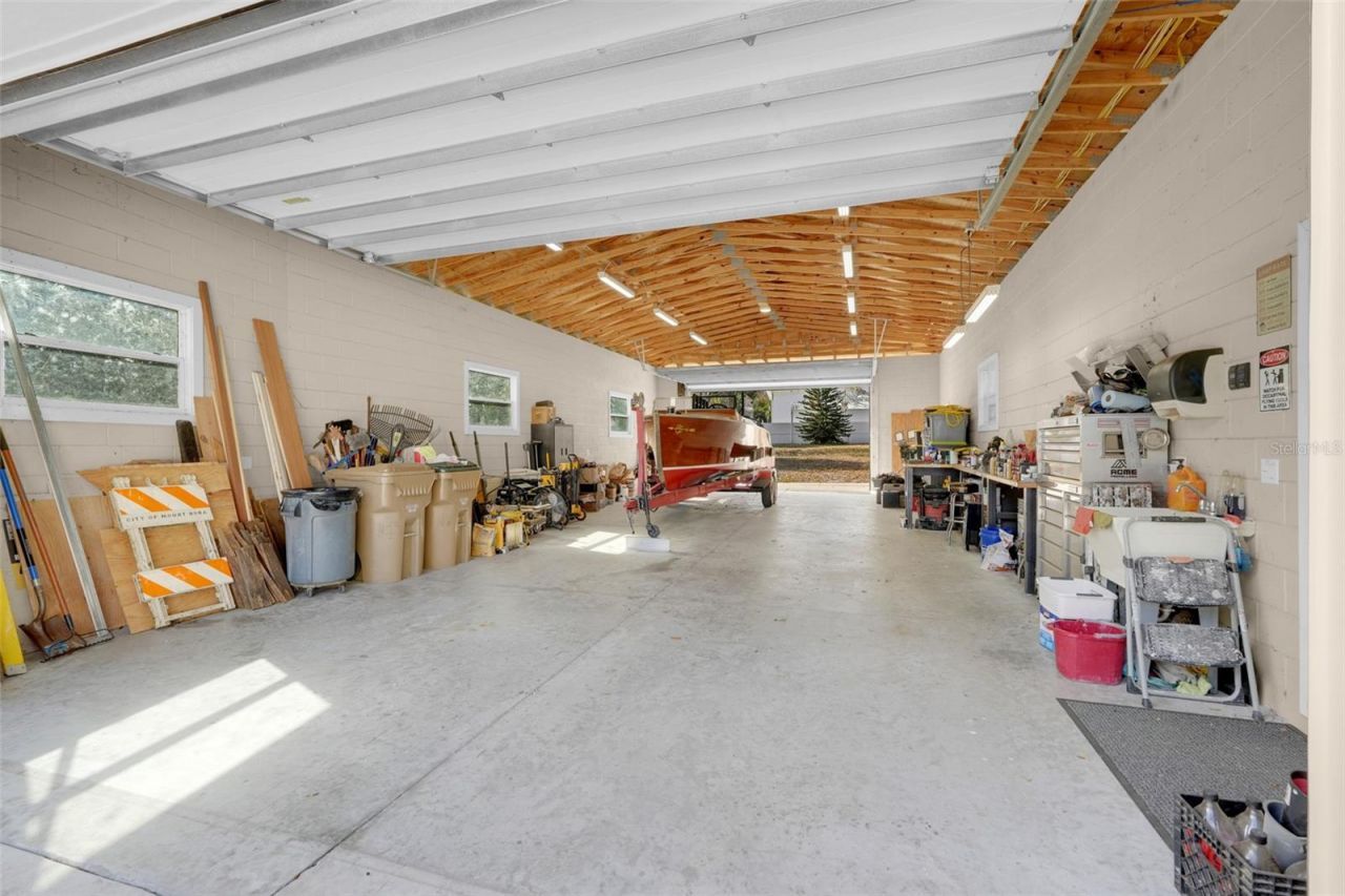 3111 Lakeshore Drive, Mount Dora, FL 32757 Photo