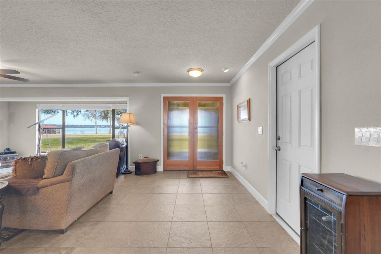 3111 Lakeshore Drive, Mount Dora, FL 32757 Photo