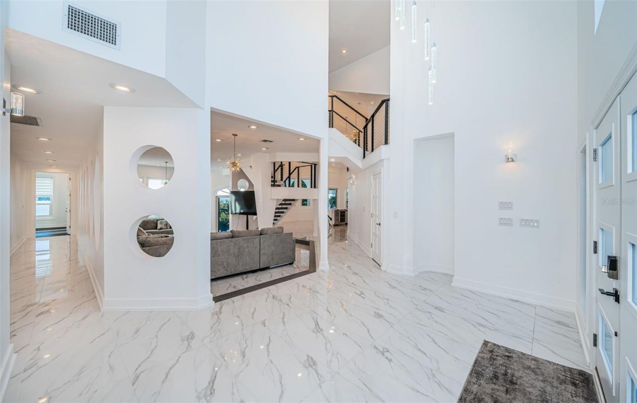 5212 62nd Avenue S, Saint Petersburg, FL 33715 Photo