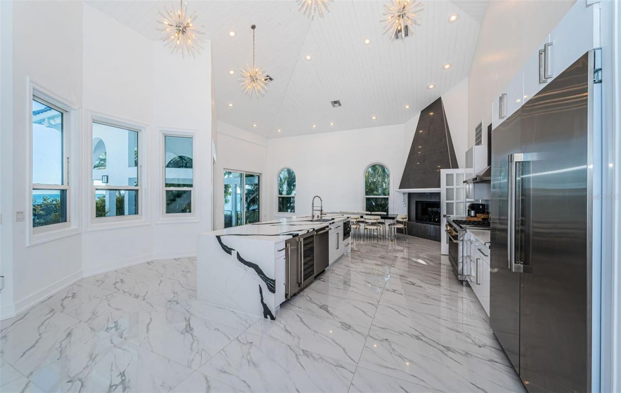 5212 62nd Avenue S, Saint Petersburg, FL 33715 Photo