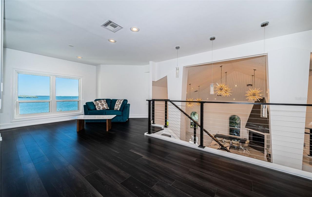 5212 62nd Avenue S, Saint Petersburg, FL 33715 Photo