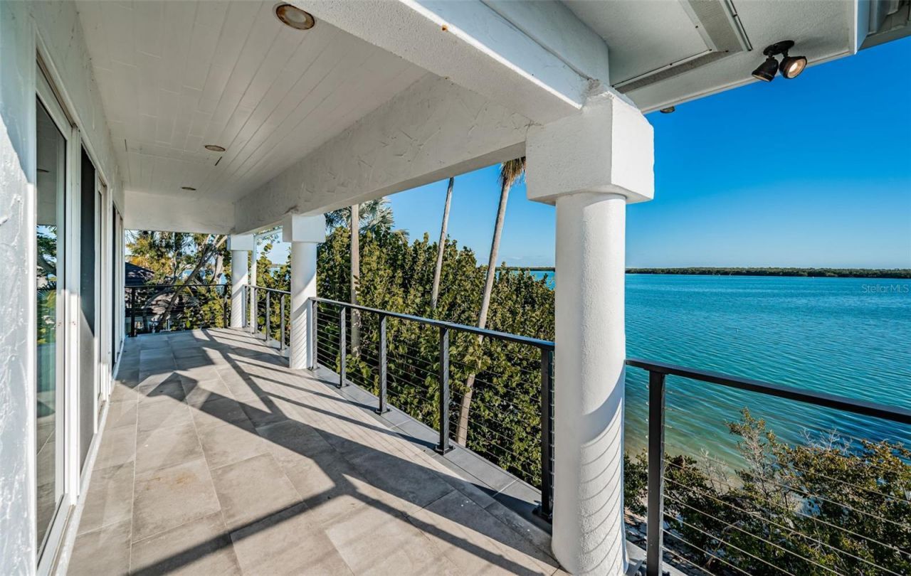 5212 62nd Avenue S, Saint Petersburg, FL 33715 Photo