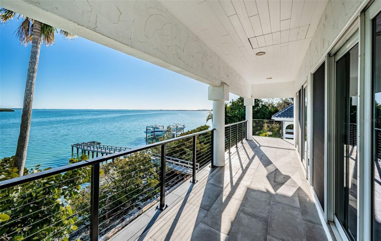 5212 62nd Avenue S, Saint Petersburg, FL 33715 Photo