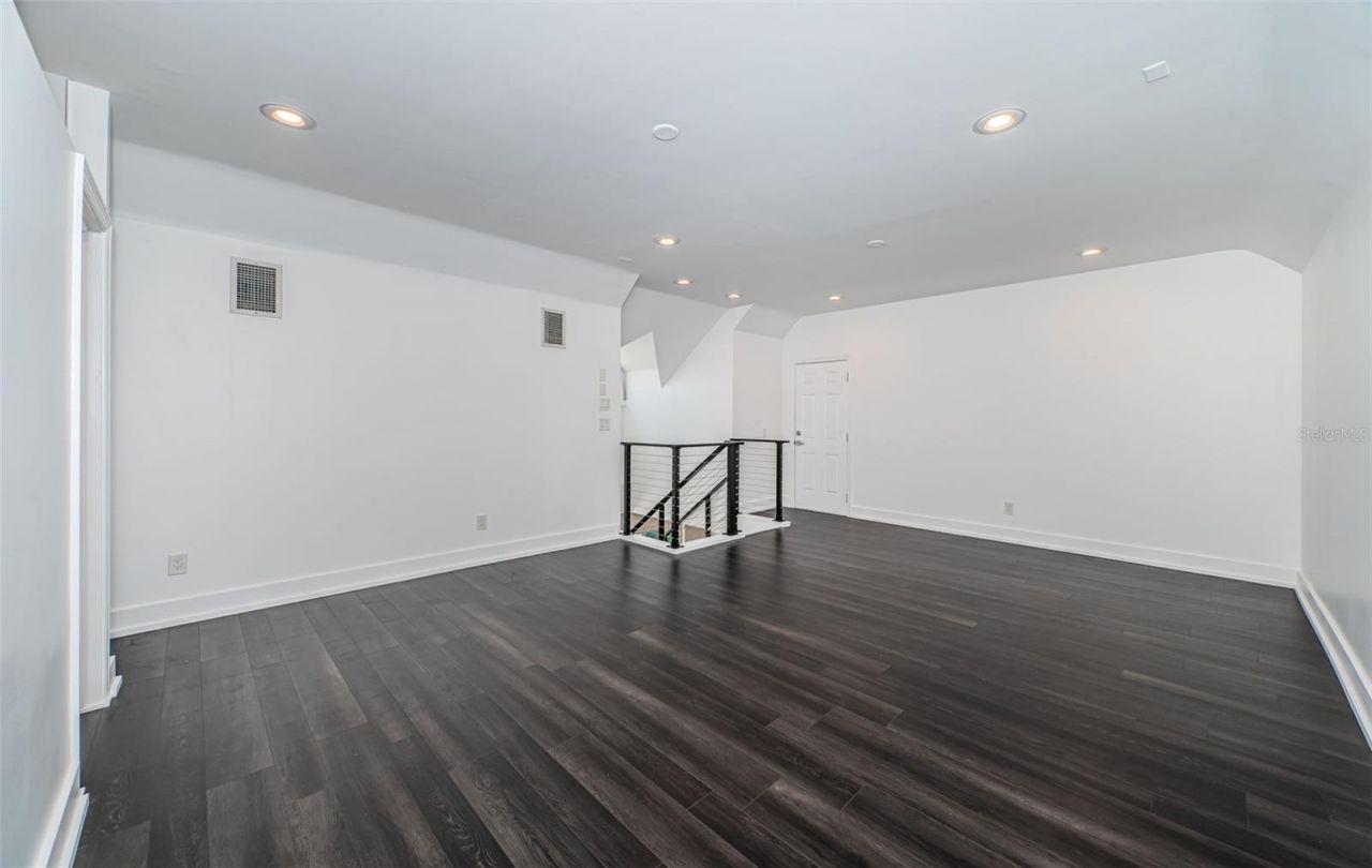 5212 62nd Avenue S, Saint Petersburg, FL 33715 Photo