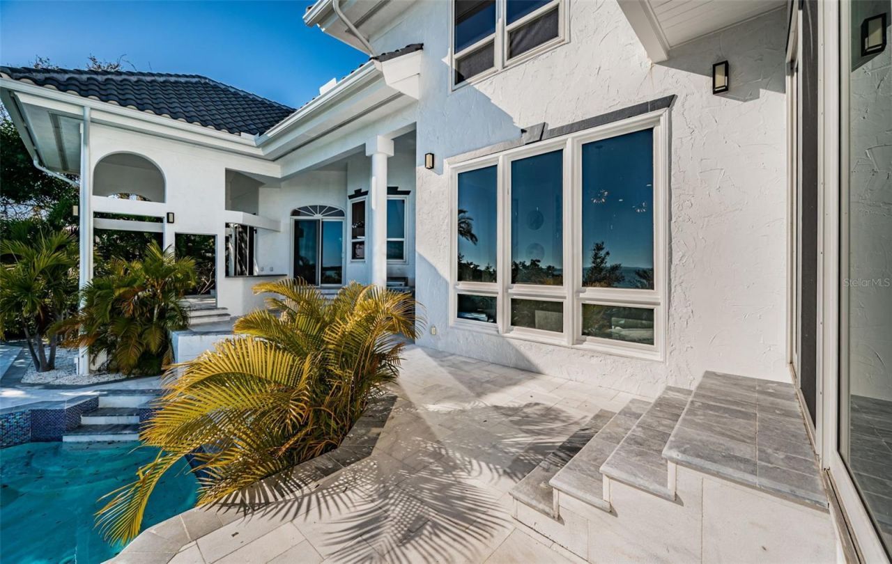 5212 62nd Avenue S, Saint Petersburg, FL 33715 Photo