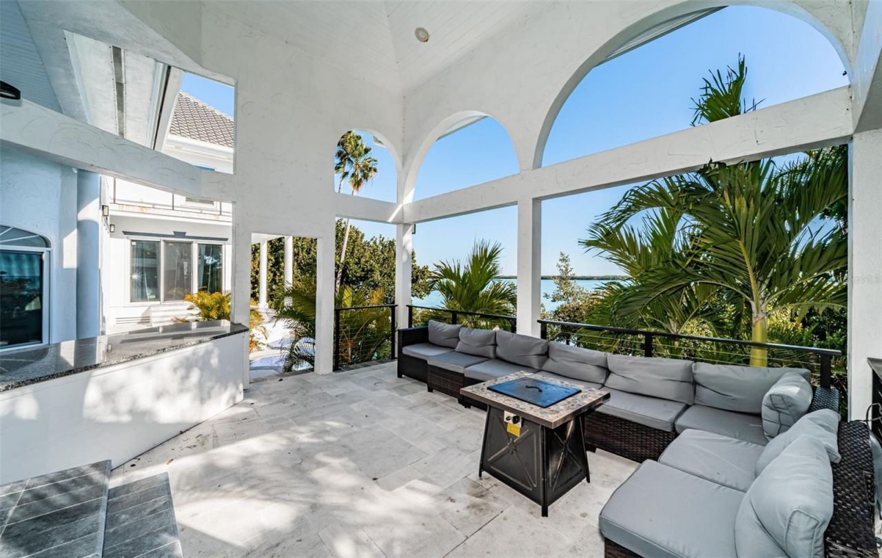 5212 62nd Avenue S, Saint Petersburg, FL 33715 Photo