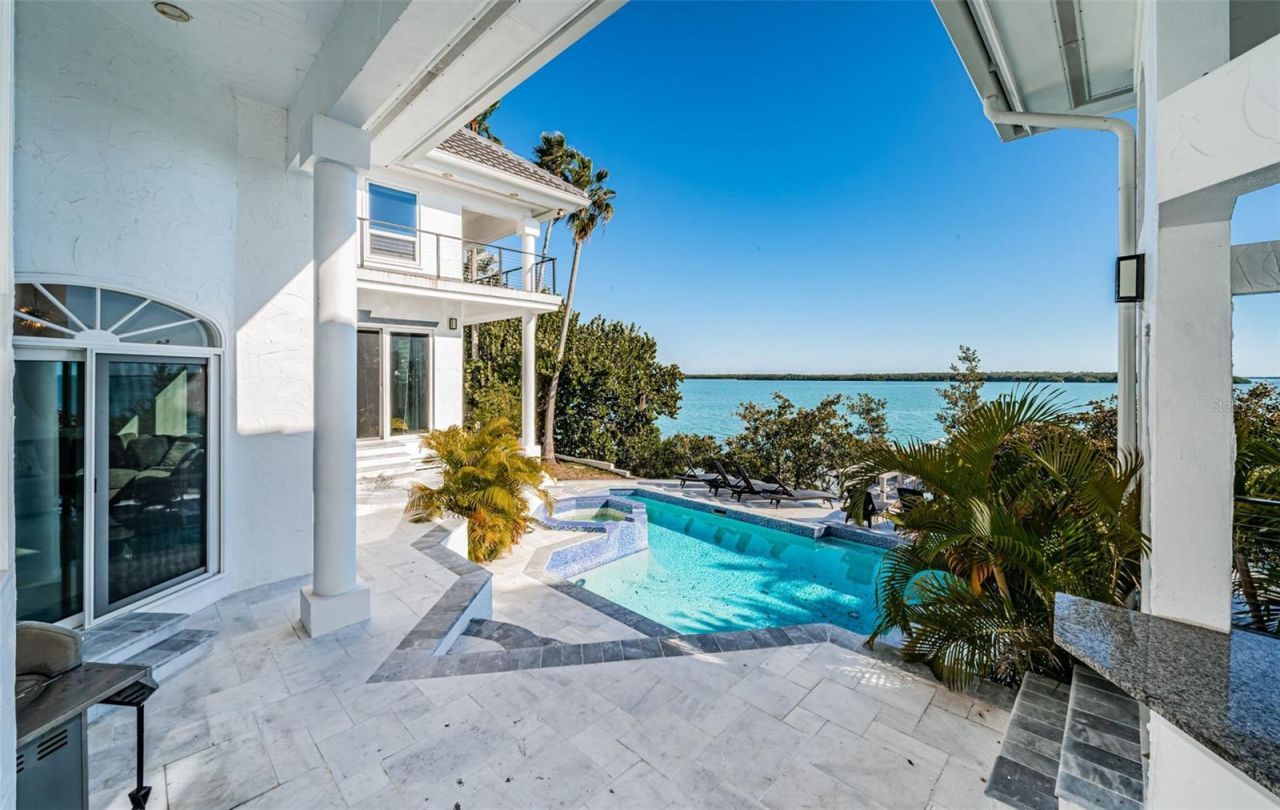 5212 62nd Avenue S, Saint Petersburg, FL 33715 Photo