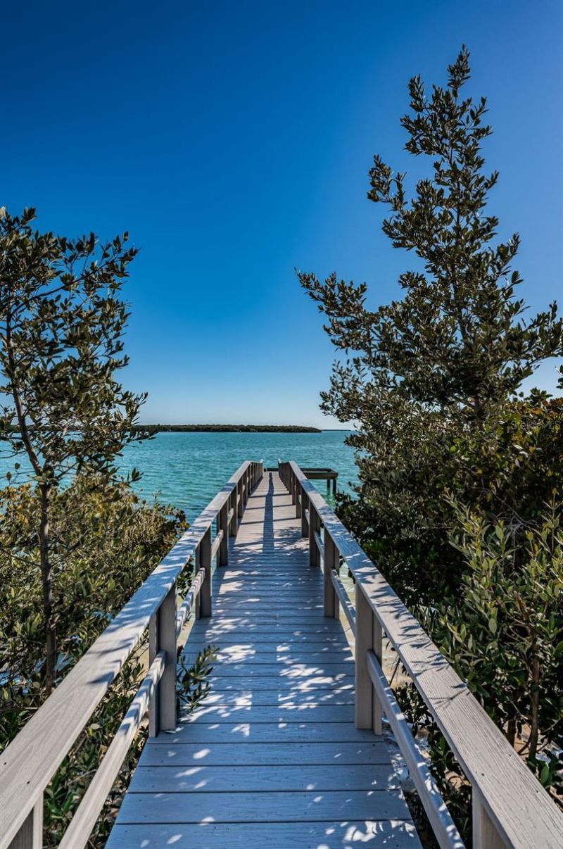 5212 62nd Avenue S, Saint Petersburg, FL 33715 Photo