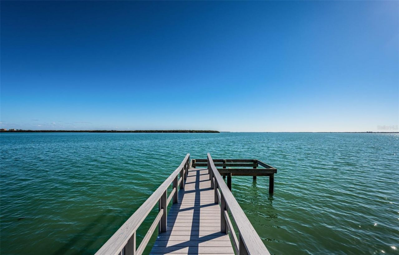 5212 62nd Avenue S, Saint Petersburg, FL 33715 Photo