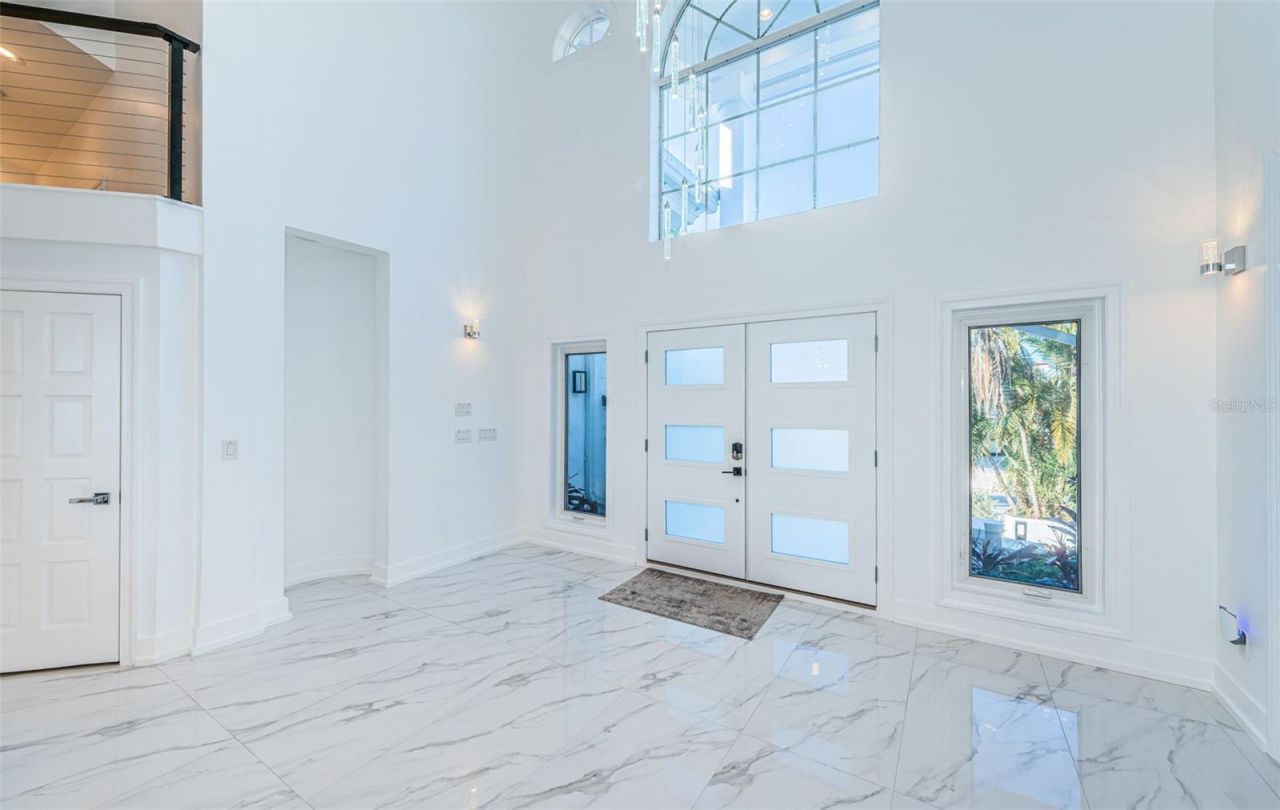 5212 62nd Avenue S, Saint Petersburg, FL 33715 Photo