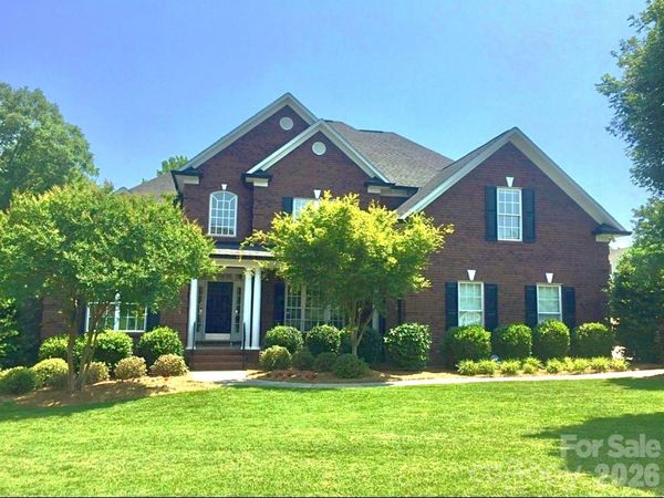 8933 Vickery Lane, Harrisburg, NC 28075