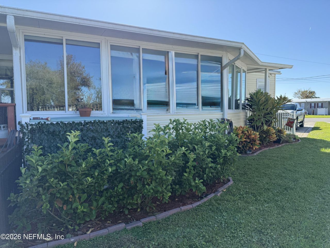 100 Happiness Drive, Welaka, FL 32189 Photo