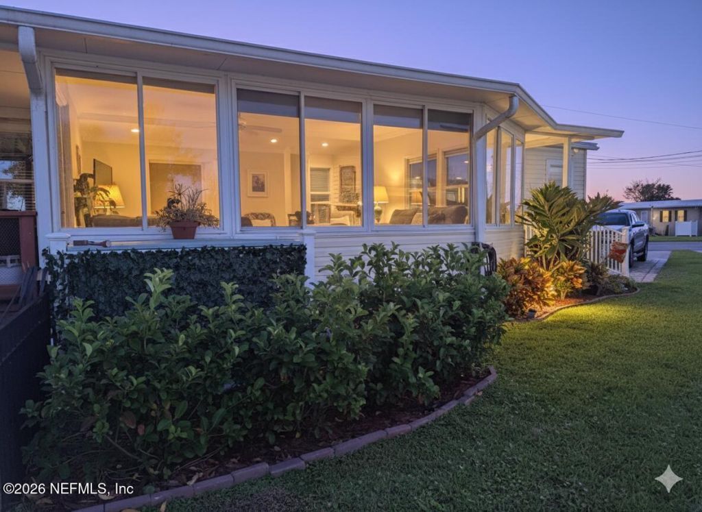 100 Happiness Drive, Welaka, FL 32189 Photo