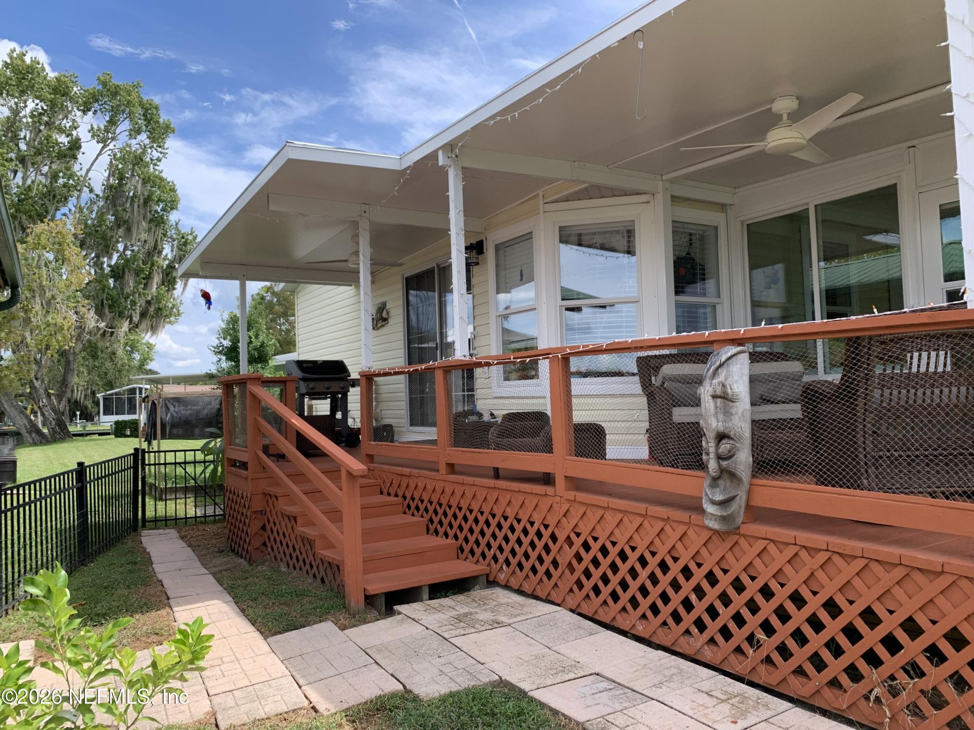 100 Happiness Drive, Welaka, FL 32189 Photo